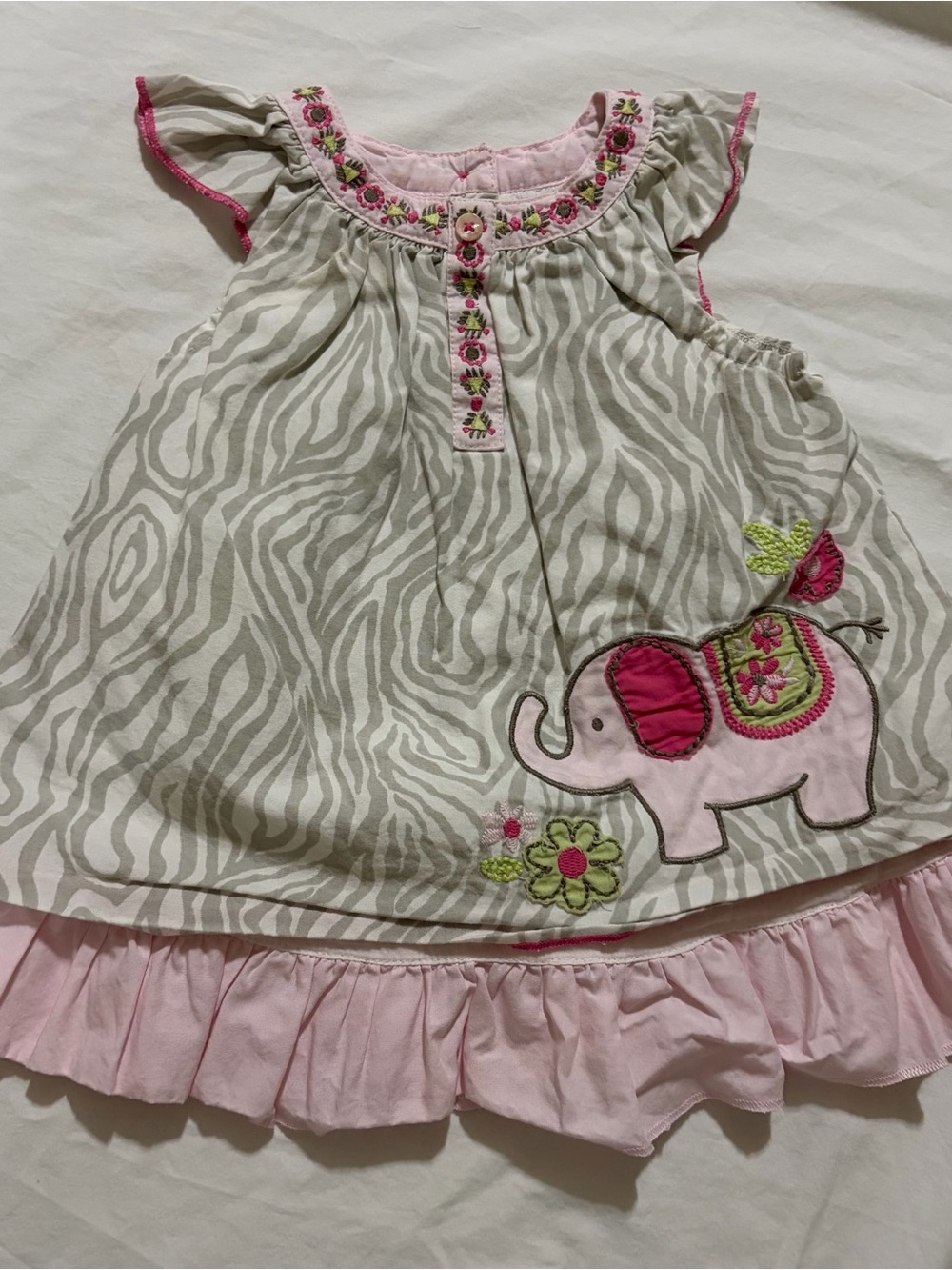 4/$20 Savannah dress 6 month